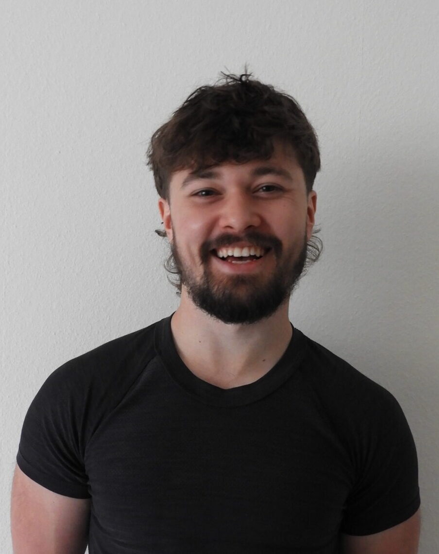 Simon De Roeck powerlifting coach